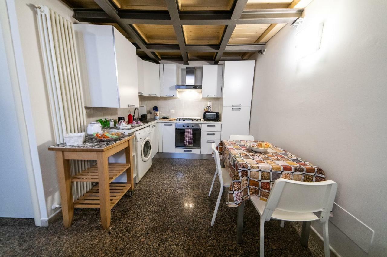 Апартаменти Anais' Loft- Osp. Sant'Orsola-Fiera Болонья Екстер'єр фото