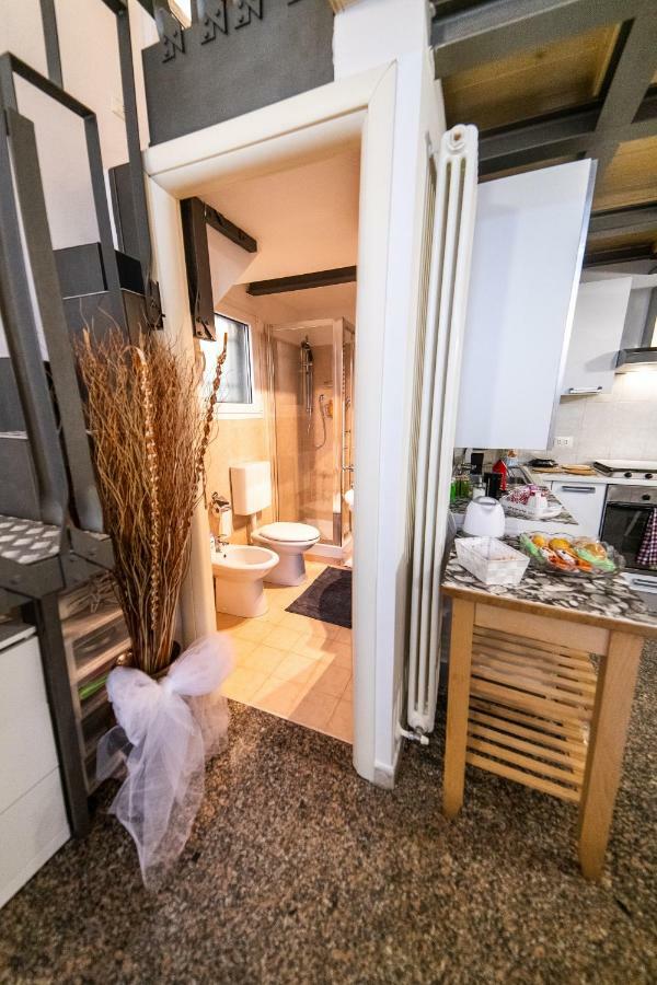 Апартаменти Anais' Loft- Osp. Sant'Orsola-Fiera Болонья Екстер'єр фото